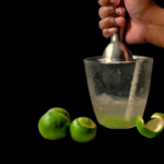 how-to-juice-a-lime-with-a-juicer.png